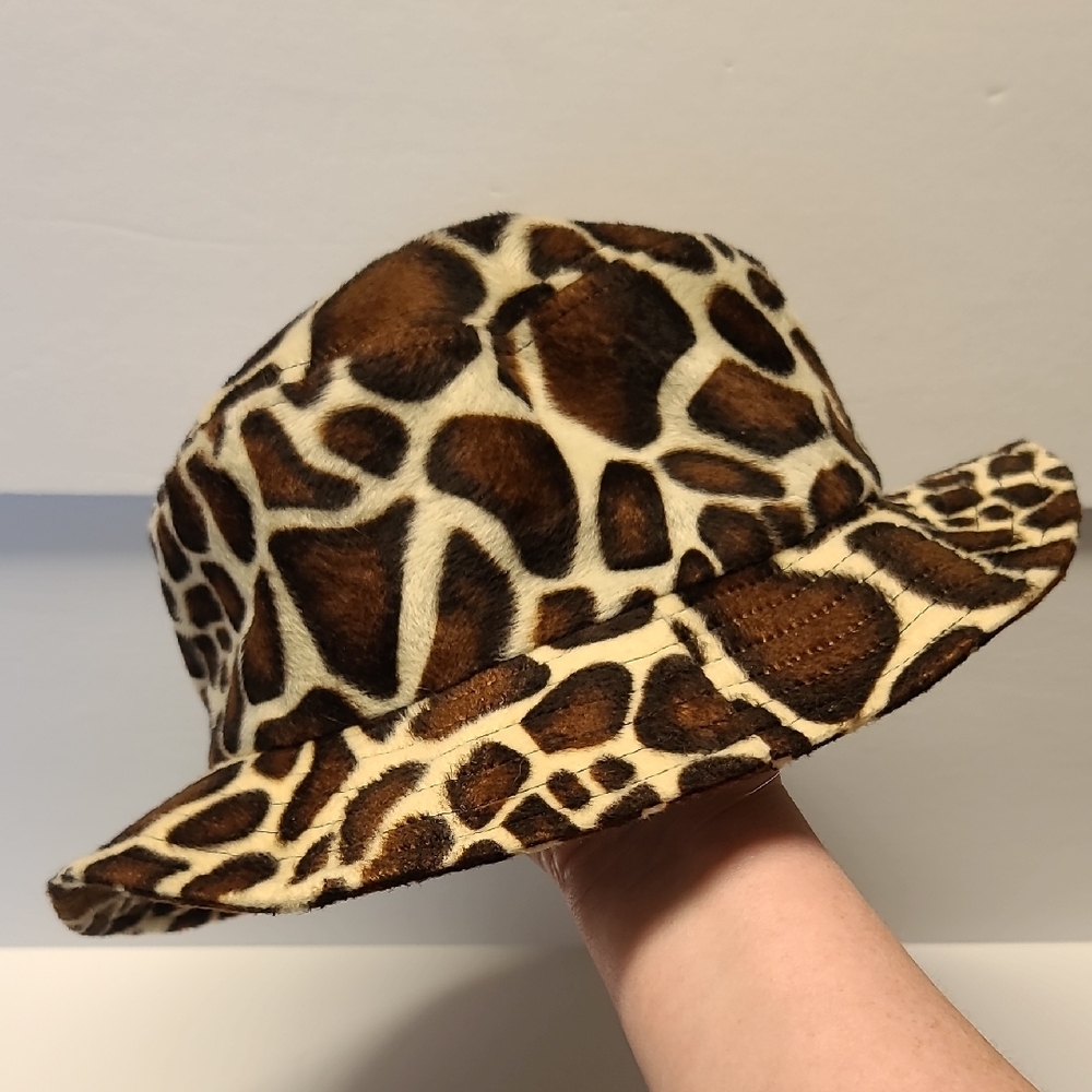 Urban Outfitters Brown and Cream Giraffe Print Bucket Hat